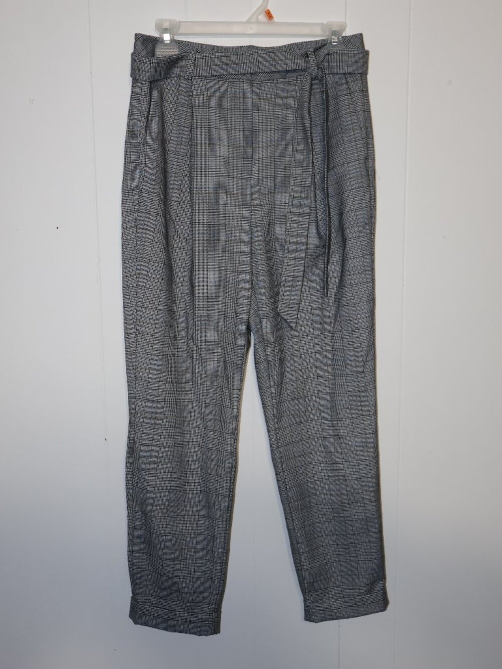 💜 2 for $25 💜 RW&CO Plaid High Waisted Dress Pants – Grey‎ (Women’s Size 6)